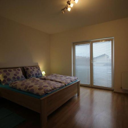 Apartman 502 Ruzindol Exterior photo